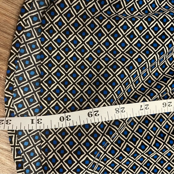 Catherines Button Up Blouse Women’s 3XL Roll Tab Sleeves White Blue Black Career - Picture 8 of 9